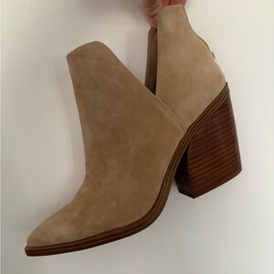 Vince Camuto Gigietta Ankle Boots